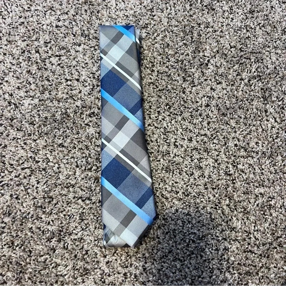 Perry Ellis‎ Tie